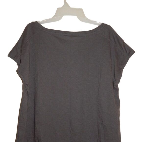 PINK Victoria's Secret Charcoal Tee with Bold Logo - Picture 8 of 11